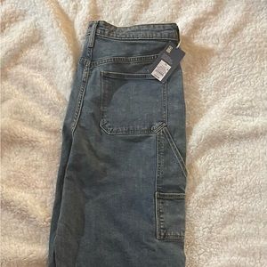 High Rise Wide Leg Jeans: Fitted hips, relaxed thigh,wide leg, vintage stretch